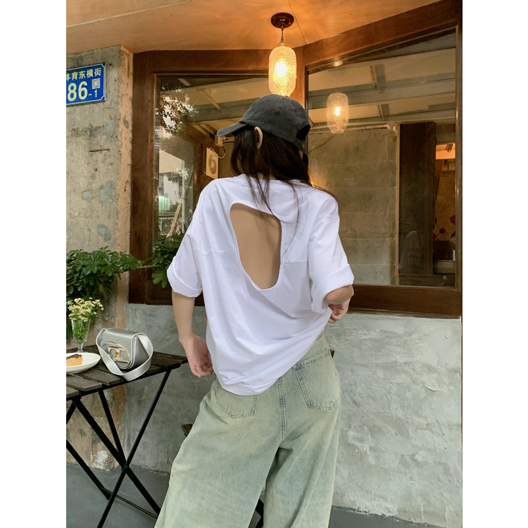 Áo Thun Tay Ngắn Dáng Rộng In Chữ Thiết Kế Khoét Lưng Đơn Giản Sáng Tạo Cho Nữ
