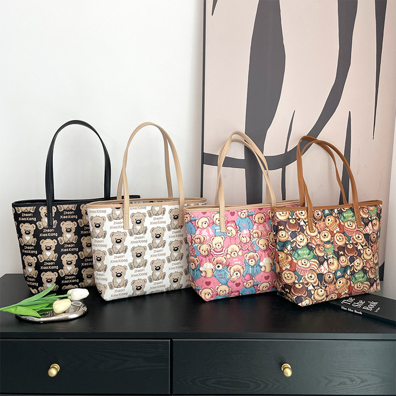 AlphaZ Túi Tote Đeo Vai Sức Chứa Lớn Họa Tiết Gấu Hợp Thời Trang Cho Nữ