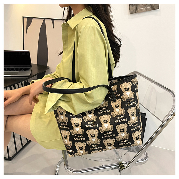 AlphaZ Túi Tote Đeo Vai Sức Chứa Lớn Họa Tiết Gấu Hợp Thời Trang Cho Nữ