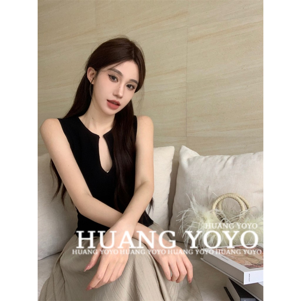 Áo Tank Top Sát Nách Cổ Chữ V Dáng Ôm Thời Trang Mùa Hè Quyến Rũ Cho Nữ