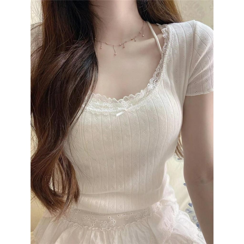 Set Áo Thun Tay Ngắn Phối Ren Trắng Thắt Nơ + Chân Váy