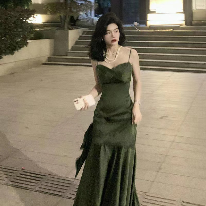 Đầm Dài Hai Dây Bằng Vải Satin Mỏng Eo Hẹp Eo Cao Kiểu Pháp Dành Cho Bạn Nữ