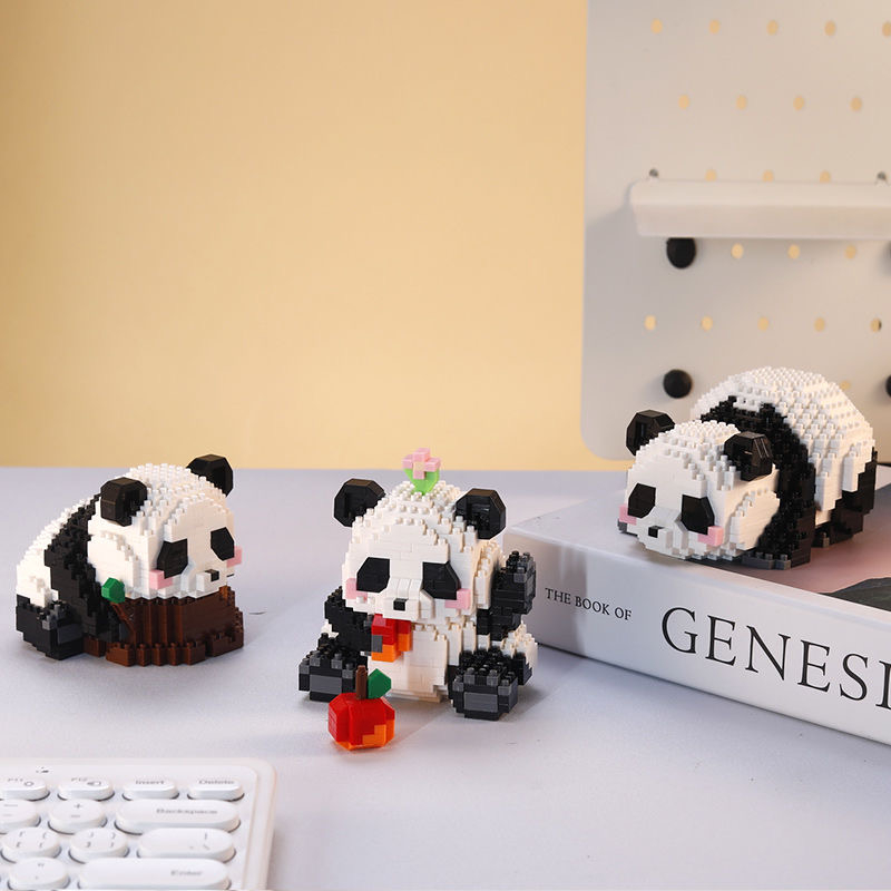 Bộ Đồ Chơi Lắp Ráp Hình Gấu Trúc Dễ Thương Cho Bé