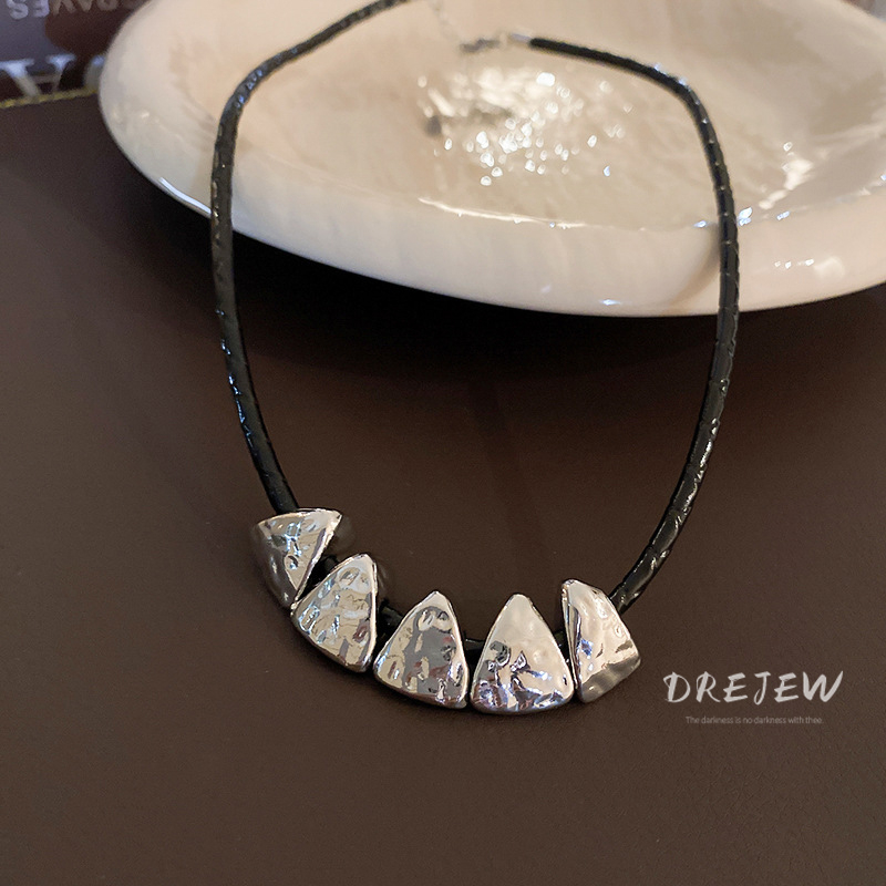 DREJEW Vòng cổ Da Mặt Tam Giác Thời Trang Hàn Quốc Cá Tính Cho Nữ