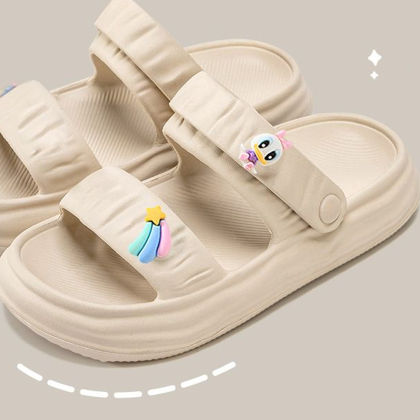 Dép Sandal Đế Mềm Dày Hai Cách Mang Siêu Nhẹ Thời Trang Mùa Hè Dành Cho Bạn Nữ