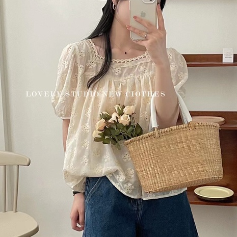 Áo Kiểu Tay Ngắn Phồng Cổ Vuông Chất Liệu Cotton Lanh Phối Ren Thêu Họa Tiết Xinh Xắn Thời Trang Cho Nữ