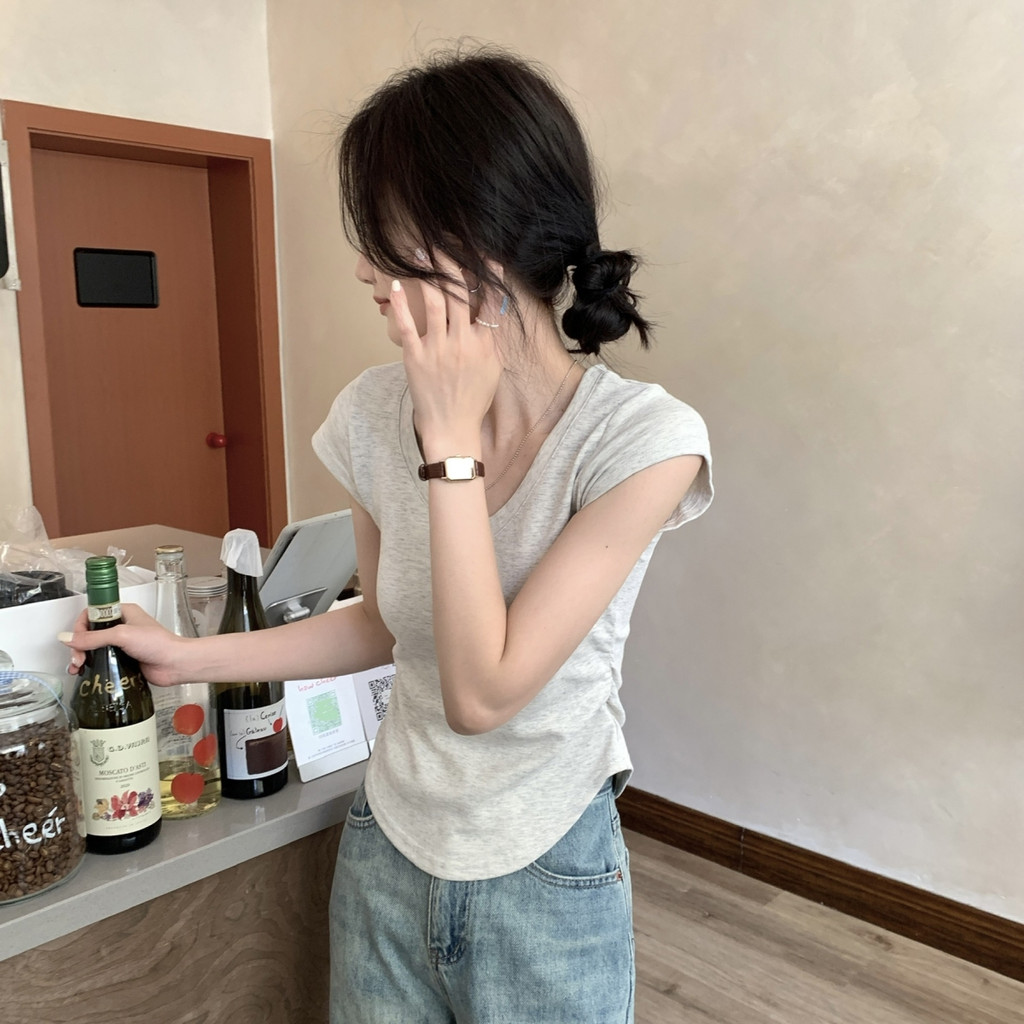 Áo Thun Ngắn Mỏng Cổ Chữ V Không Đều Mùa Hè Mới Cho Nữ