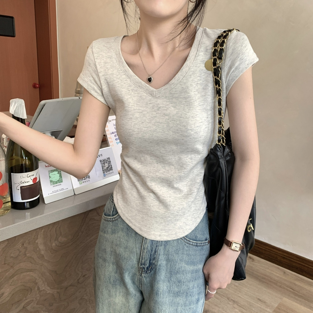 Áo Thun Ngắn Mỏng Cổ Chữ V Không Đều Mùa Hè Mới Cho Nữ