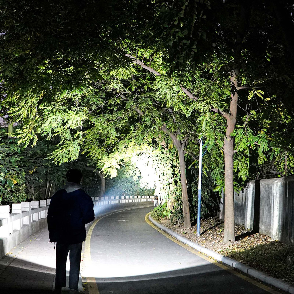 SmilingShark SD0403A Đèn Pin Led Mini Siêu Sáng Sạc USB 4 Chế Độ Cho Hộ Gia Đình Đi Cắm Trại Ngoài Trời