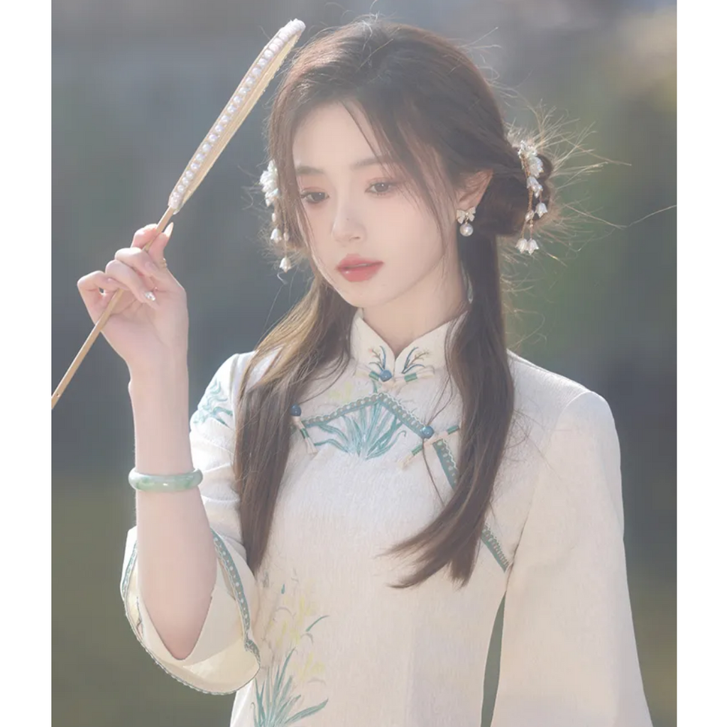 Sườn Xám Cách Tân Họa Tiết Thêu Phong Cách Trung Hoa Cho Nữ