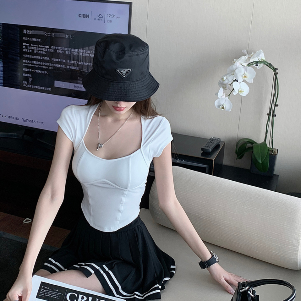 Áo Thun Tay Ngắn Cổ Vuông Thiết Kế Không Đều Có Đệm Ngực Thời Trang Mùa Hè Hàng Mới Dành Cho Bạn Nữ