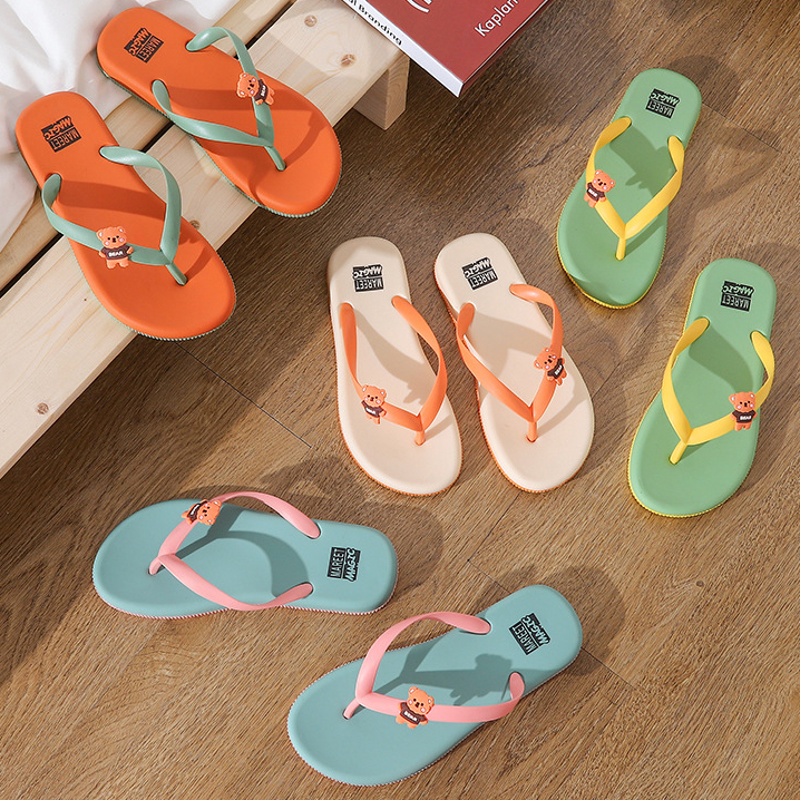 Dép Xỏ Ngón Chống Trượt Hình Gấu Dễ Thương Thời Trang Mùa Hè