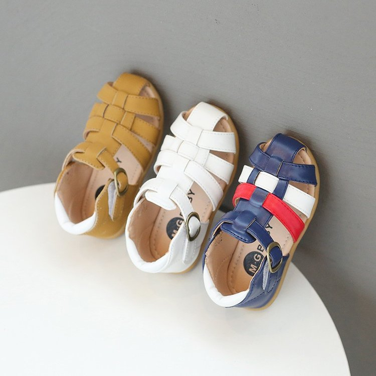 Giày Sandal Mềm Thoải Mái Thời Trang Cho Bé