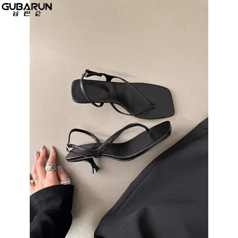 Giày Cao Gót Nữ Mũi Vuông Màu Đen Thời Trang