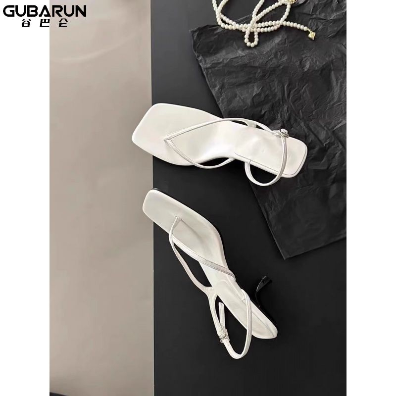 Giày Cao Gót Nữ Mũi Vuông Màu Đen Thời Trang