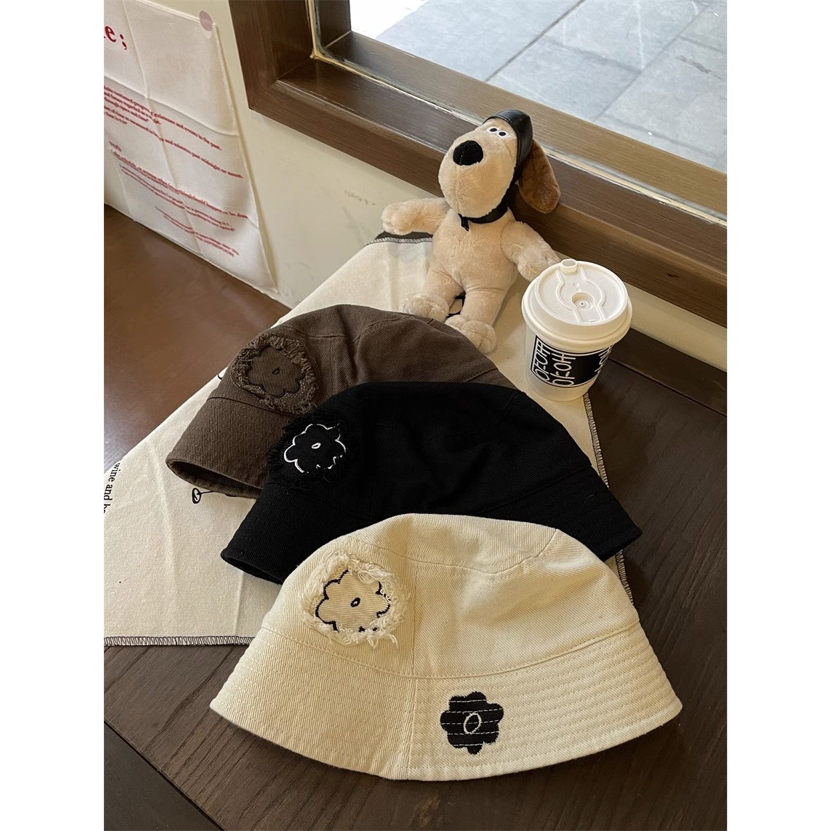 Mũ Bucket Thêu Hoa Thoáng Khí Thoải Mái Dễ Phối Đồ Thời Trang Mới Cho Nữ