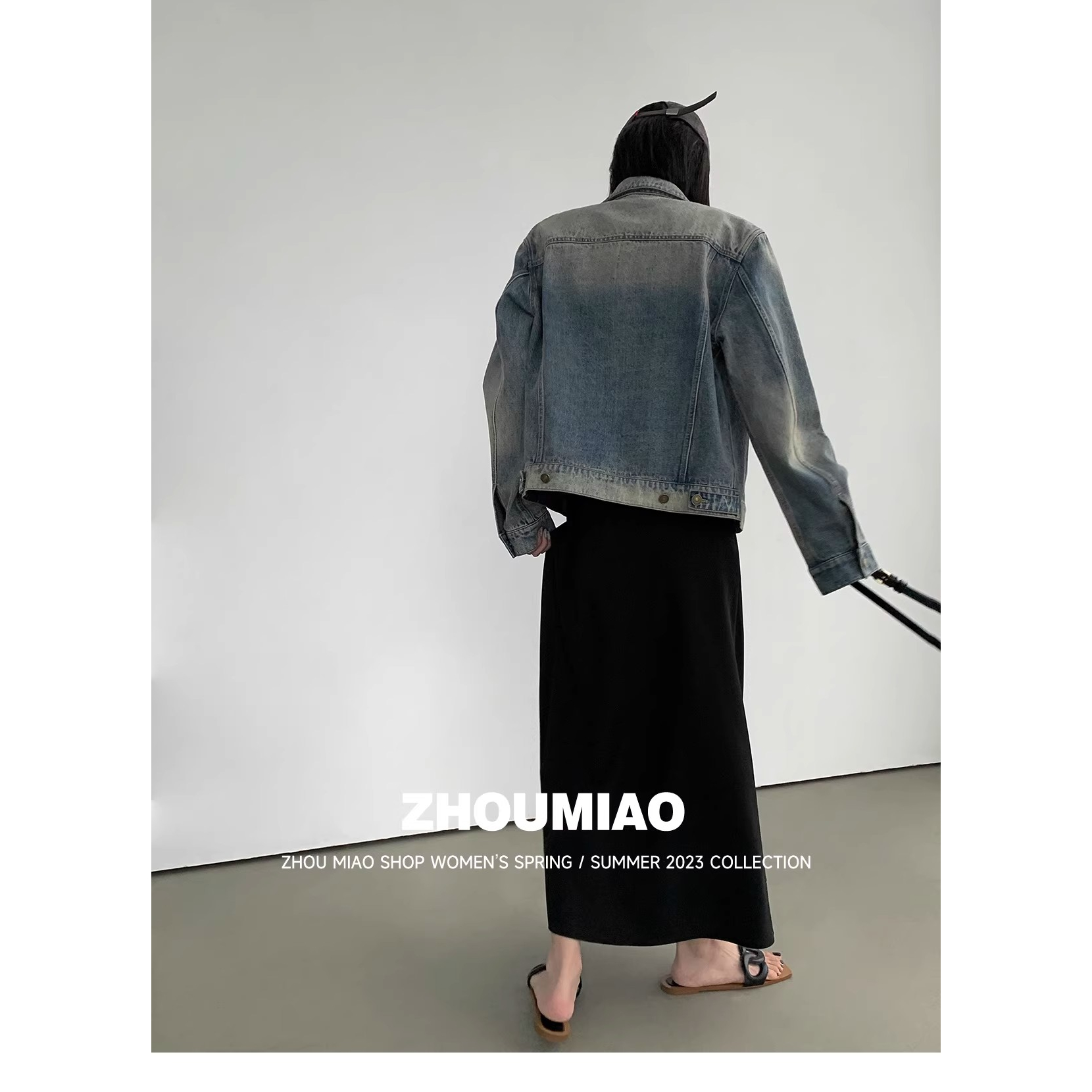 Đầm Dài Hai Dây Màu Đen Phong Cách Thời Trang Pháp 2023 Dành Cho Nữ