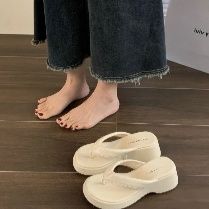 Muffin đáy dày kẹp chân dép xỏ ngón nữ mặc bên ngoài mùa hè thời trang mới dốc với sandal kéo sandal thông thường