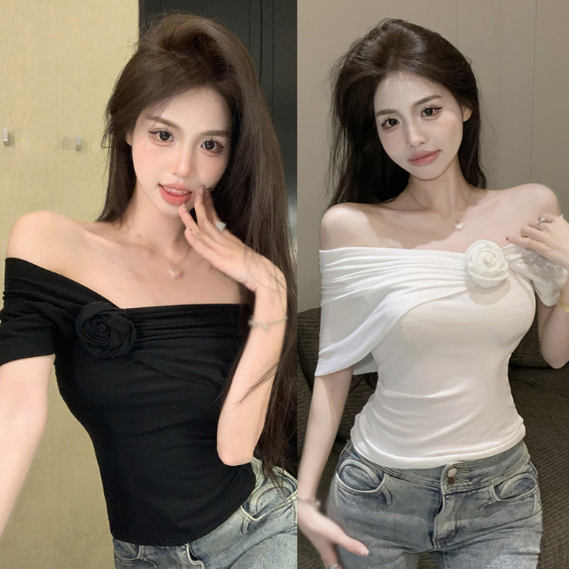 Áo Dệt Kim Trễ Vai Tay Ngắn Hoạ Tiết Hoa 3D Quyến Rũ