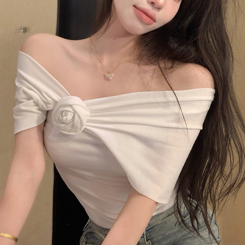 Áo Dệt Kim Trễ Vai Tay Ngắn Hoạ Tiết Hoa 3D Quyến Rũ