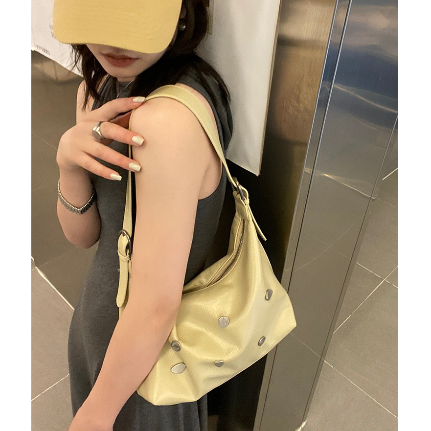 Túi Đeo Vai Bằng Da Mềm Dễ Phối Đồ Thời Trang Dành Cho Nữ
