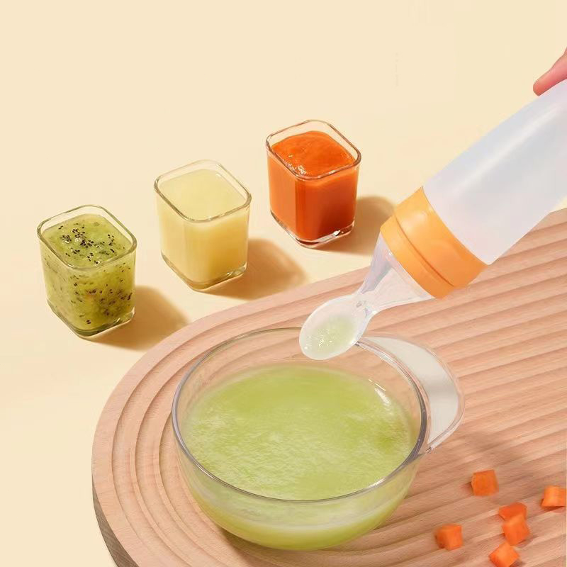 Bình Silicone Đựng Thức Ăn Cho Bé Kèm Muỗng