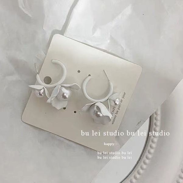 Bông Tai Hình Hoa Đính Ngọc Trai Thiết Kế Tinh Tế Thời Trang Cho Nữ