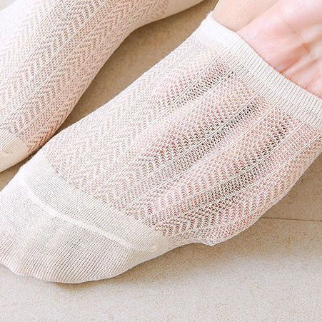 Vớ Thuyền Cotton Trơn Mỏng Miệng Nông Chống Trượt Phong Cách Mùa Hè Cho Nữ