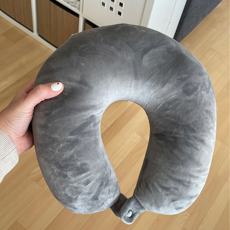 Gối Kê Cổ Hình Chữ U Họa Tiết Hoạt Hình Dễ Thương Cho Bé