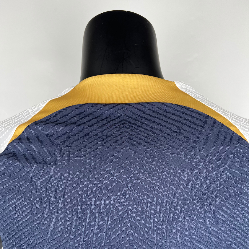 Bộ Đồ Đào Tạo Đá Bóng AAA + Người Chơi Chel sea 23 / 24!!! Hàng Có Sẵn!!!!!*