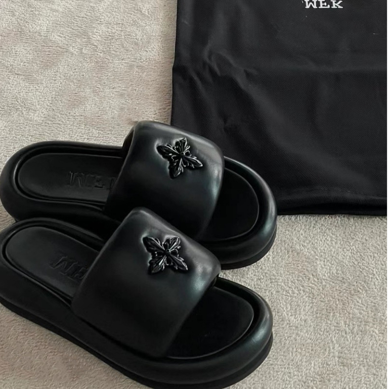 Dép Nữ Đế Dày Siêu Mềm Màu Đen Thời Trang