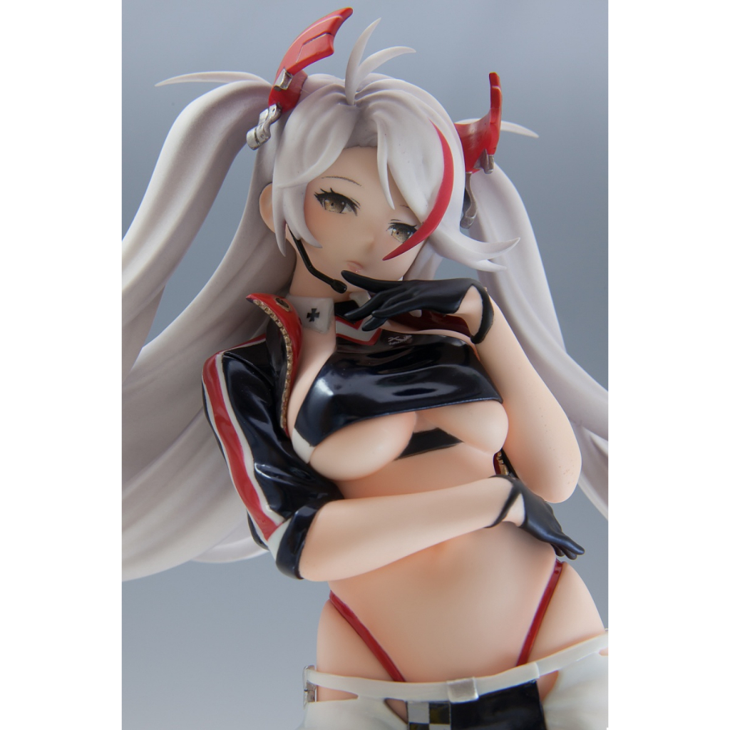 Mô Hình Nhân Vật Prinz Eugen Azur Lane Race Queen Tỉ Lệ 1 / 7