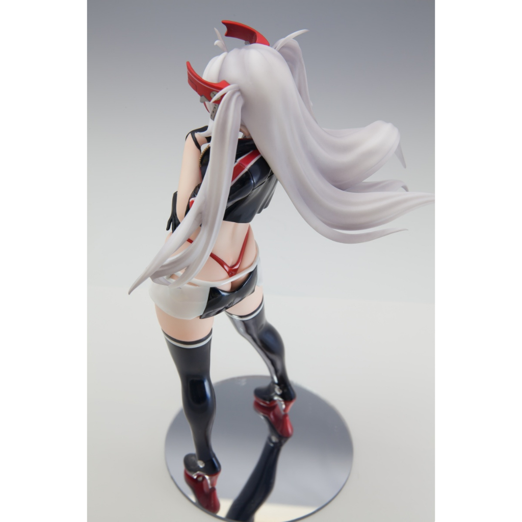 Mô Hình Nhân Vật Prinz Eugen Azur Lane Race Queen Tỉ Lệ 1 / 7