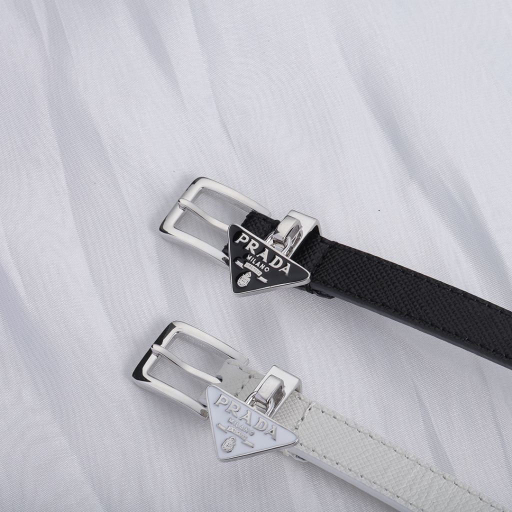 Vòng Tay Da Mặt Tam Giác Màu Trắng Phong Cách Châu Âu