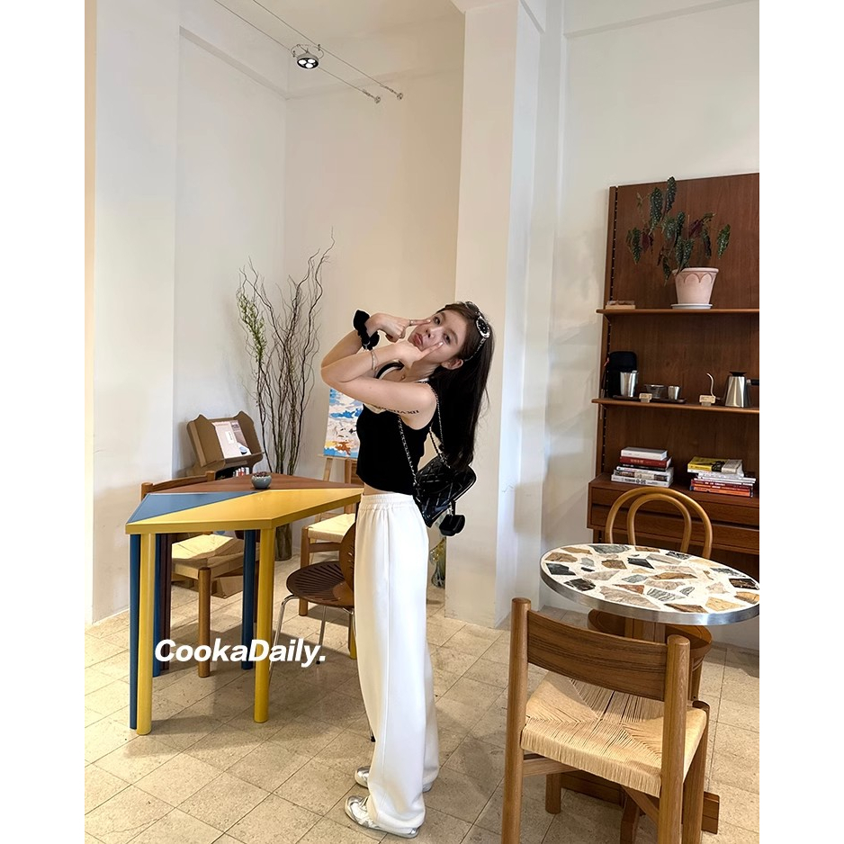 Áo Dệt Kim Hai Dây Dáng Ôm Ngắn Hở Vai Màu Sắc Tương Phản Thời Trang Cho Nữ