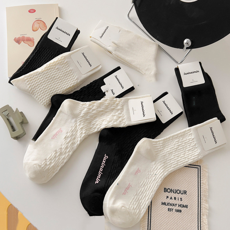 Vớ Ống Cổ Vừa Kẻ Sọc Trắng Đen Đơn Giản Nhiều Màu Tùy Chọn JK Hàn Quốc Cho Nữ