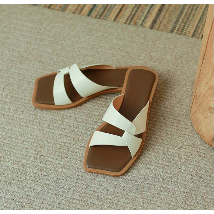 Dép Sandal Hở Ngón Mũi Vuông Đế Bằng Đơn Giản Thời Trang Mùa Hè Dành Cho Bạn Nữ