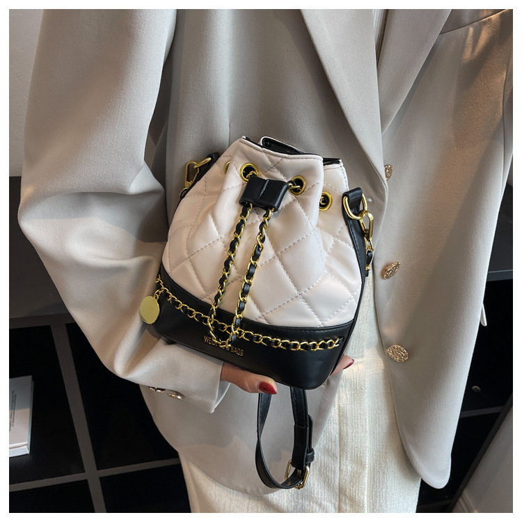 IELGY Túi Đeo Chéo Dây Rút Thêu Họa Tiết Kim Cương Mới Cho Nữ