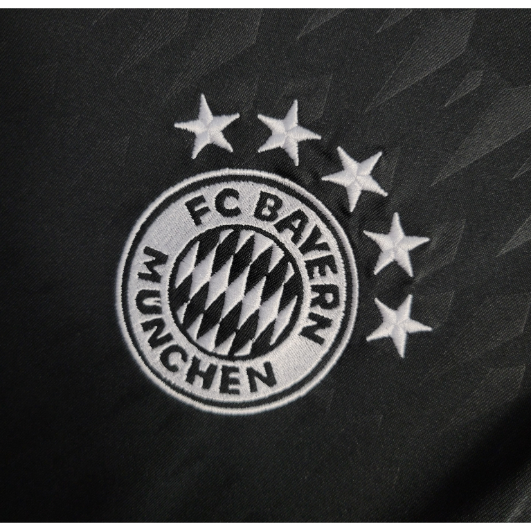 Áo Thun Bóng Chày Số 23 / 24 Bayern Munich GK Size S-2XL