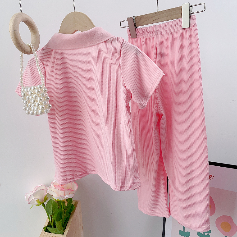 BEAR LEADER Bộ Đồ Thể Thao 2 Món Áo Thun Tay Ngắn In Hình Gấu Màu Hồng &amp; Xanh Lá Thời Trang Mùa Hè Cho Bé Gái