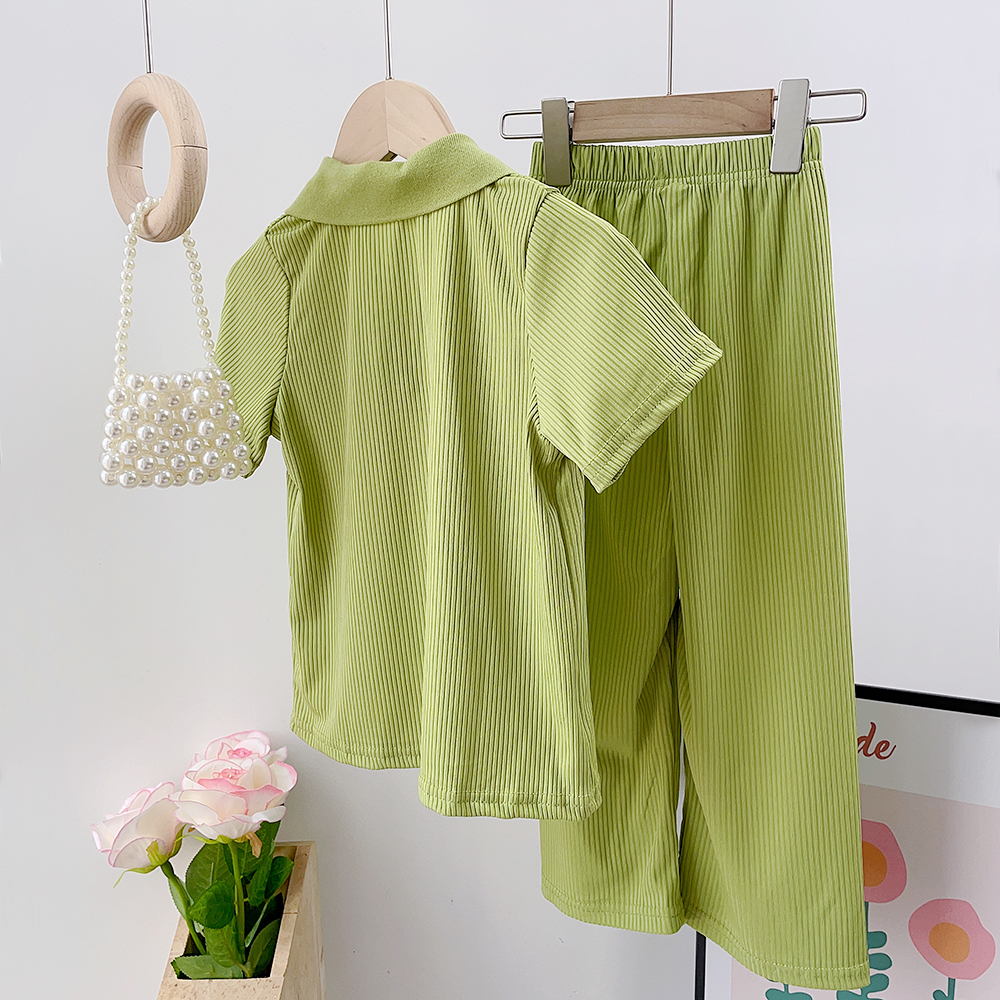 BEAR LEADER Bộ Đồ Thể Thao 2 Món Áo Thun Tay Ngắn In Hình Gấu Màu Hồng &amp; Xanh Lá Thời Trang Mùa Hè Cho Bé Gái