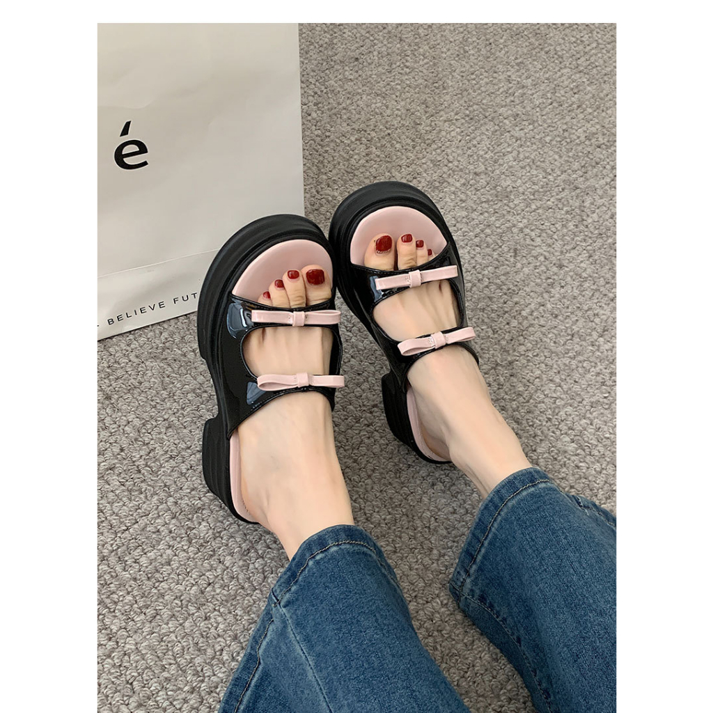 Giày Chunky đa năng lưới màu đỏ đế dày dép nữ mùa hè bên ngoài mặc thời trang mới sandal đen kéo