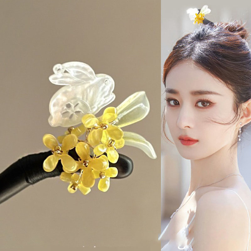 Kẹp Tóc Bằng Gỗ Đen Đính Đá Ngọc Bích Hình Thỏ Hoa Thời Trang Cao Cấp Cho Nữ