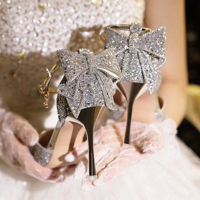 Cao gót trắng giày cao gót mũi nhọnGiày Cao Gót Đính Đá Pha Lê Và Nơ Phong Cách Thời Trang Xuân Thu Mới 2023 giày cao gót cô dâu dép cao gót 7 phân