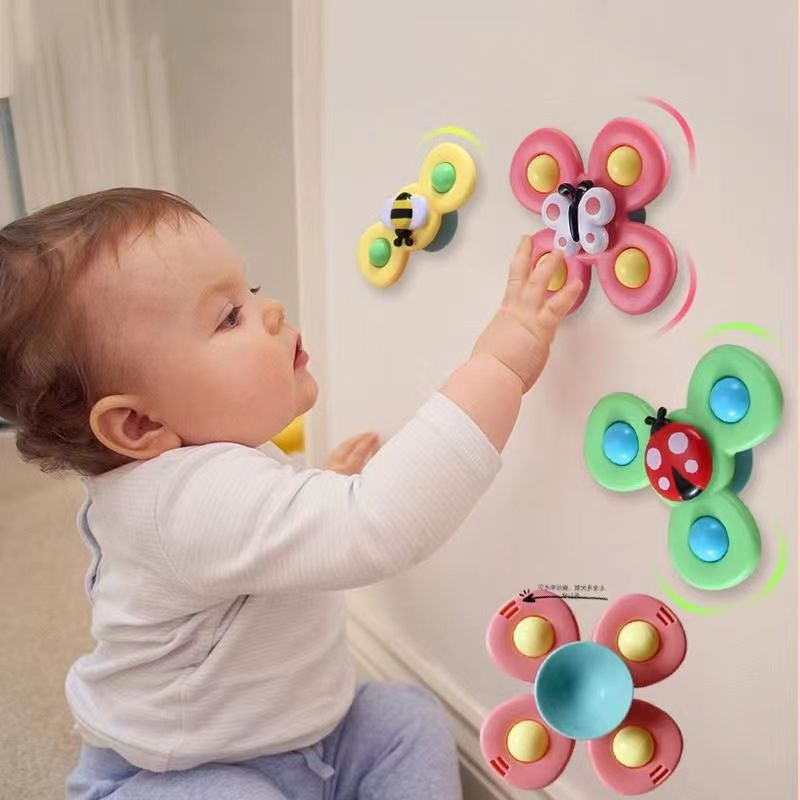 Đồ Chơi Bồn Tắm Hình Chú Ong Nhỏ Có Giác Hút Xoay Tròn Dễ Thương Cho Bé
