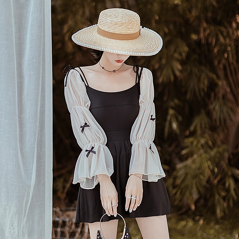 Váy đồ bơi dài tay nữ  đen bikini 1 mảnh hở lưng bikini dài tay xinh đi biển kín đáo áo đi bơi