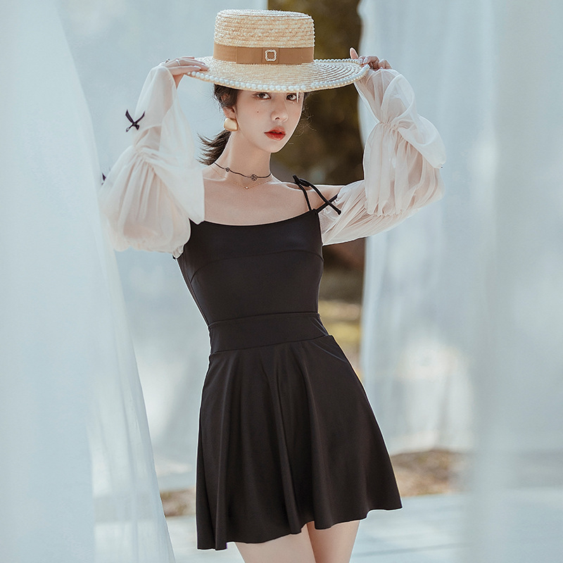 Váy đồ bơi dài tay nữ  đen bikini 1 mảnh hở lưng bikini dài tay xinh đi biển kín đáo áo đi bơi