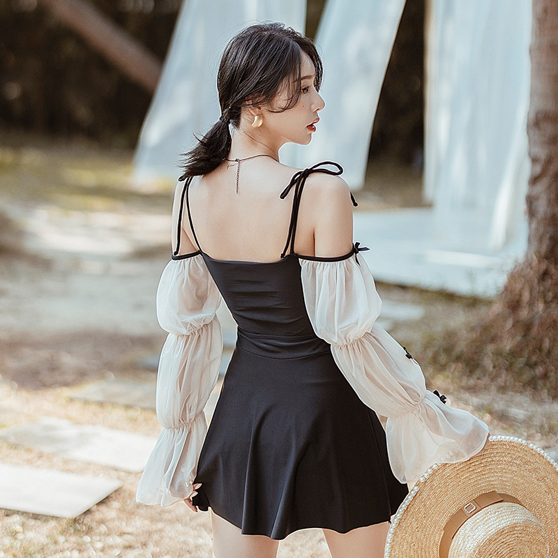 Váy đồ bơi dài tay nữ  đen bikini 1 mảnh hở lưng bikini dài tay xinh đi biển kín đáo áo đi bơi