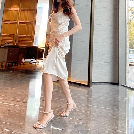 Giày Cao Gót Một Dây Hở Ngón Đính Đá Thời Trang Mùa Hè Quyến Rũ Cho Nữ