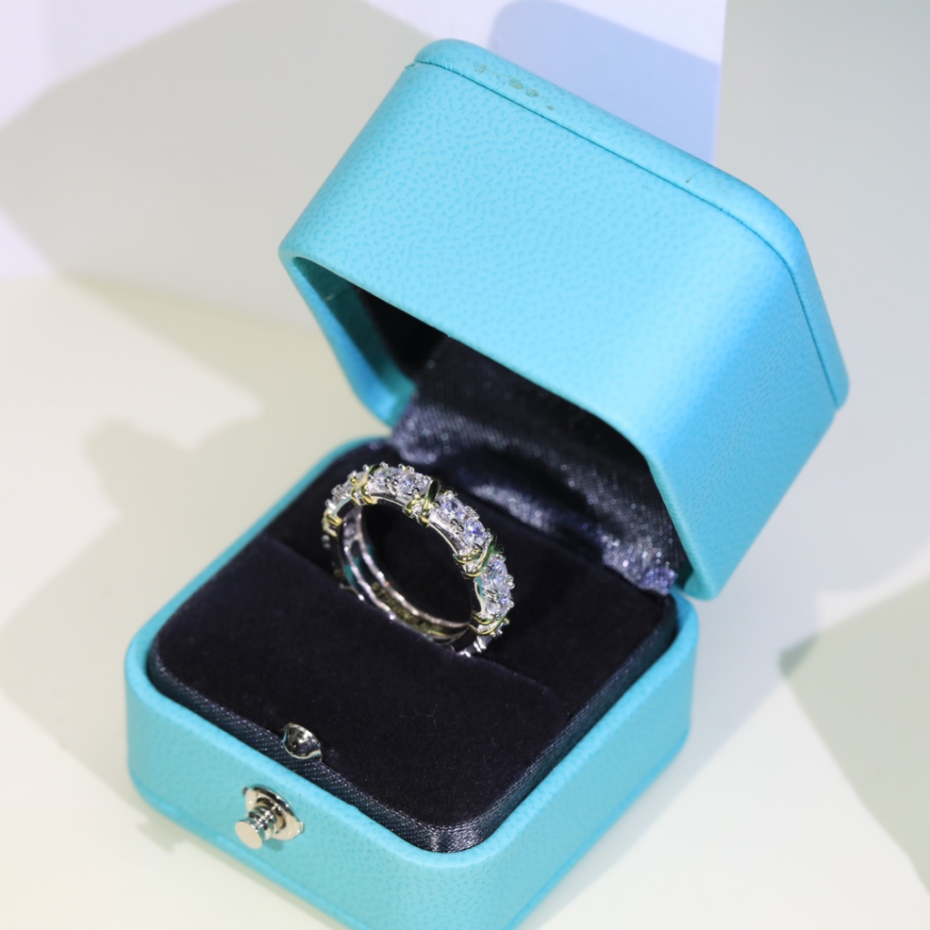 2023 Mới T & CO Nhẫn Đính Kim Cương Hai Màu Hình LOGO Ba Màu